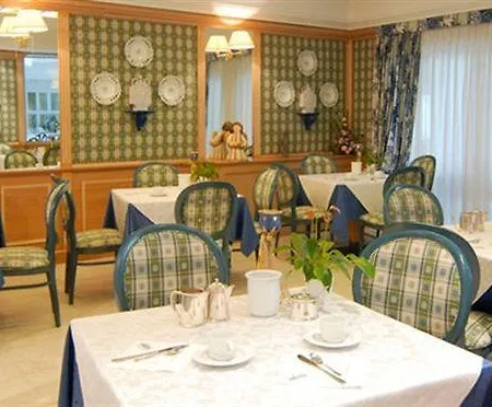 Business Parkhotel Werth מלון