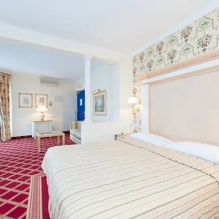 Business Parkhotel Werth Отель Больцано