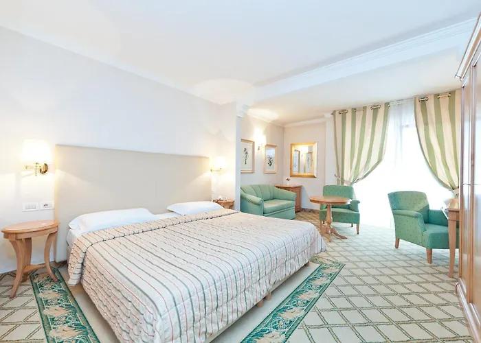 Business Parkhotel Werth מלון 4*