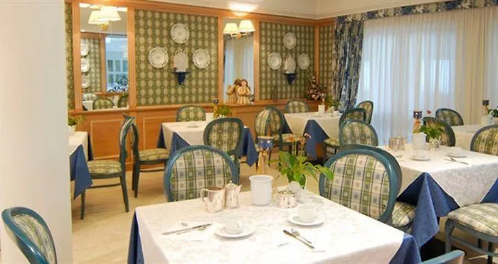 Business Parkhotel Werth מלון