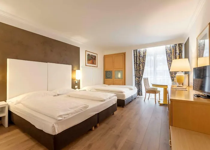 מלון Business Parkhotel Werth 4*